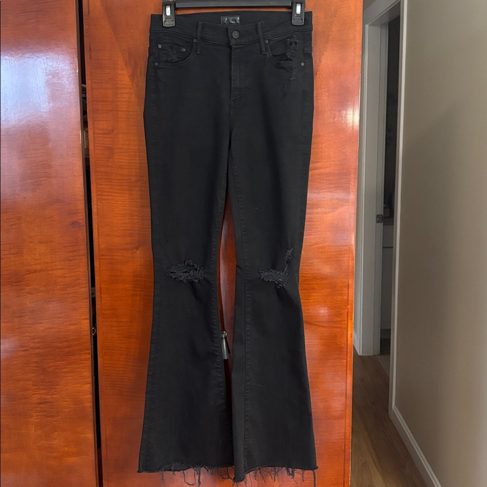 Mother The Weekender Fray Jeans in Guilty as Sin  Size 25